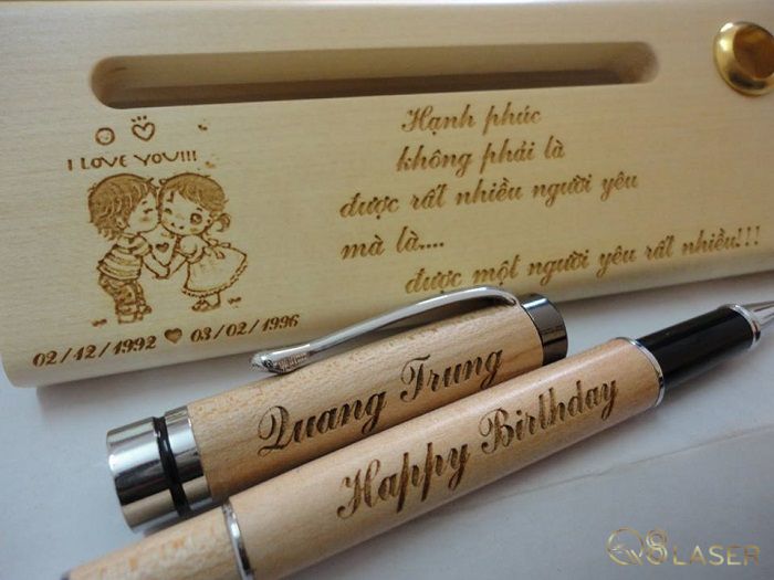 bút gỗ quà tặng
