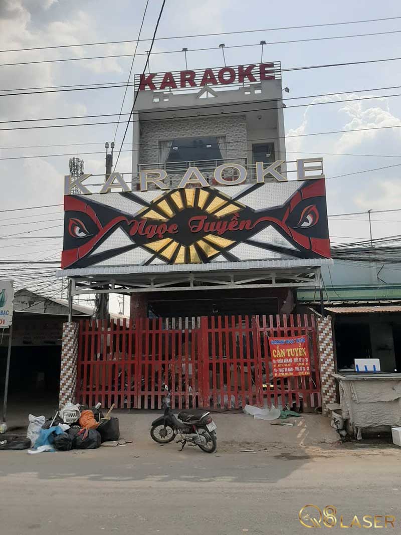 biển quảng cáo karaoke đẹp
