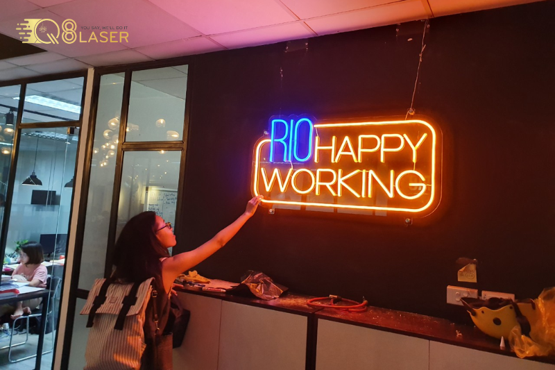 Xu hướng chọn màu sắc logo thương hiệu bằng đèn led neon