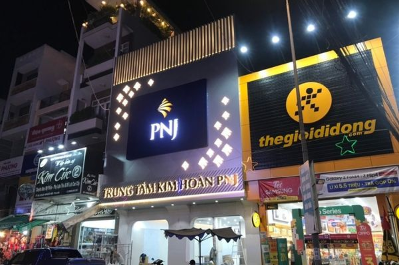 Bảng hiệu tiệm vàng chữ nổi ánh kim