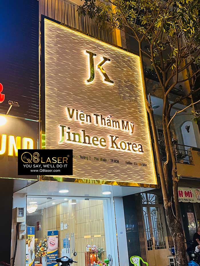Bảng quảng cáo thẩm mỹ viện đẹp 