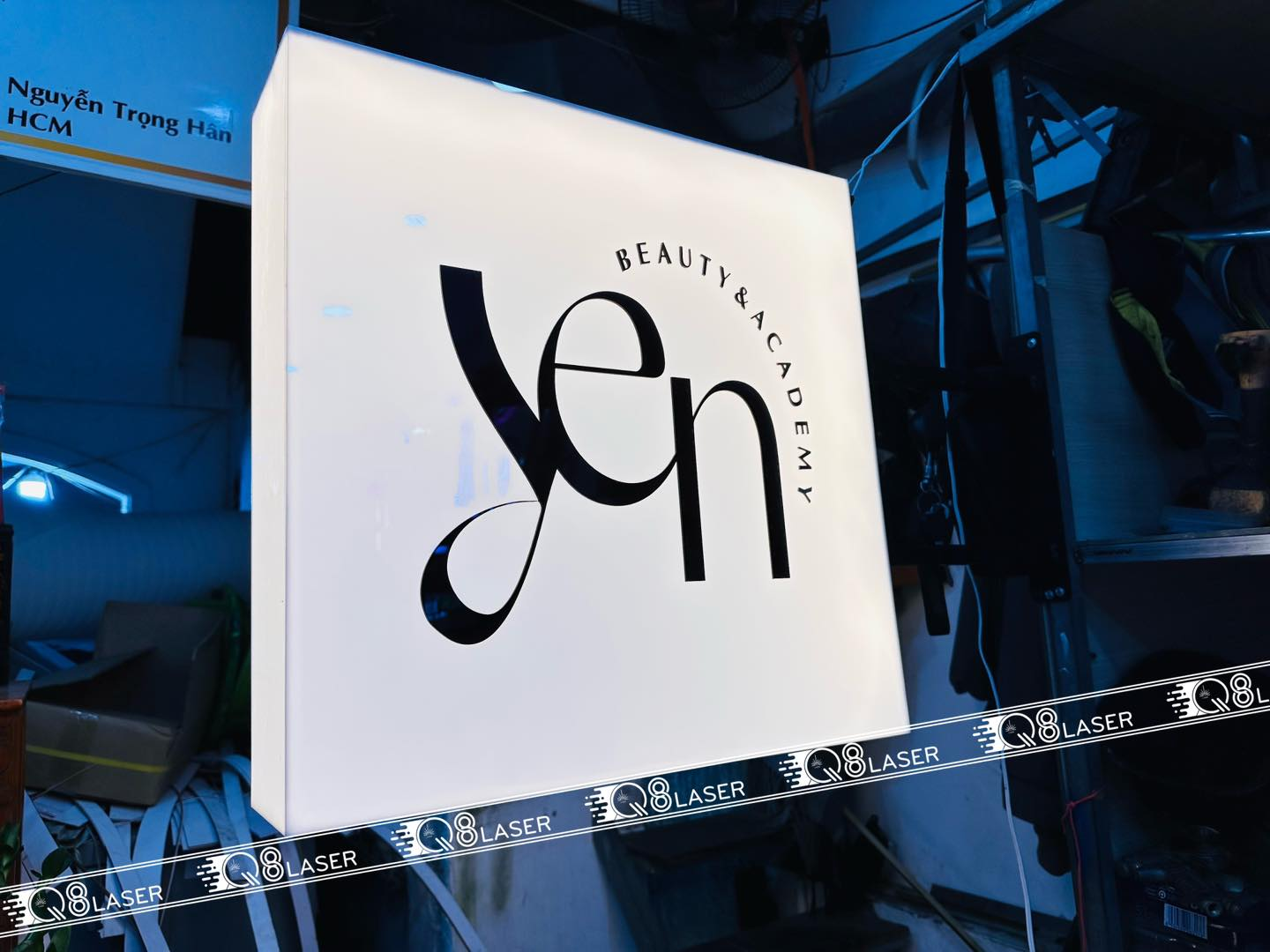 Bảng vẫy đèn led spa