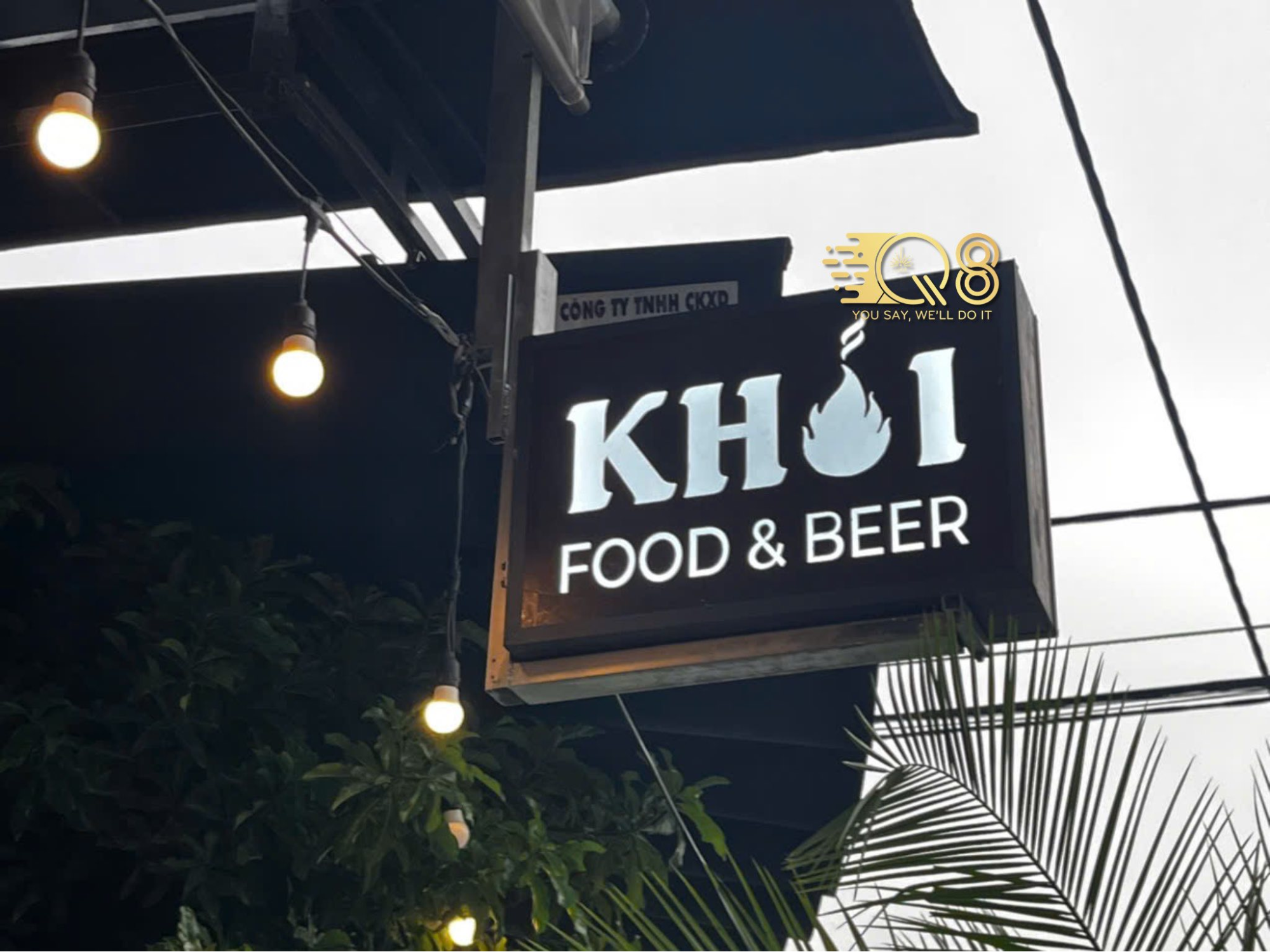 Biển vẫy quảng cáo gỗ