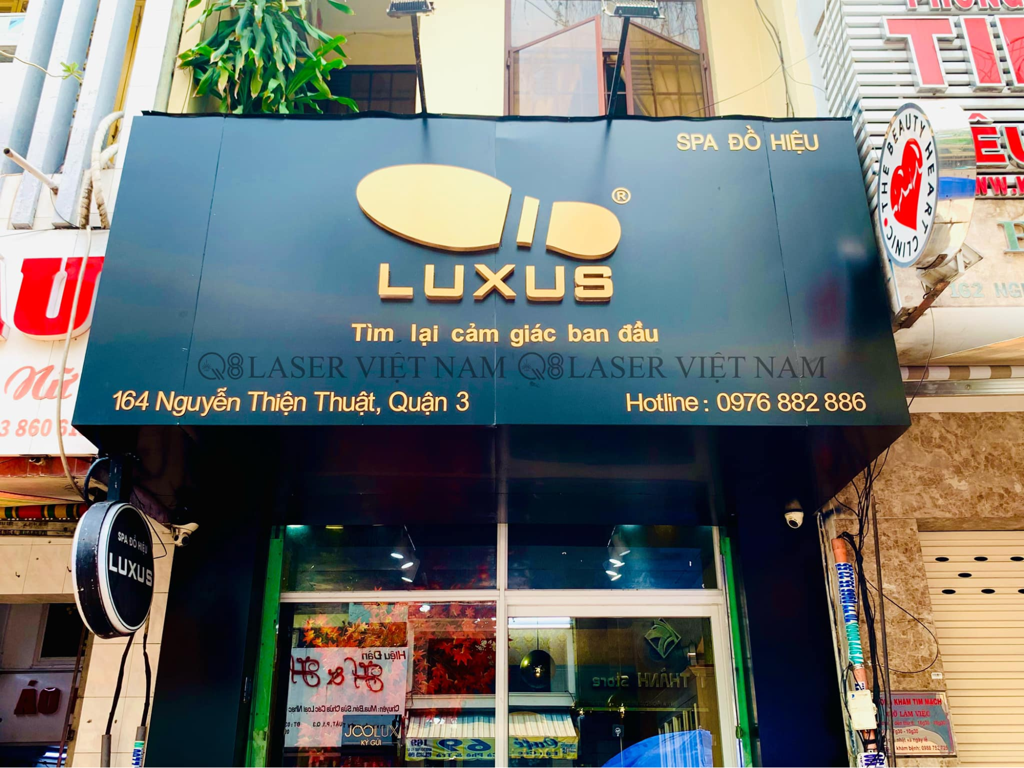 Dựa vào vị trí lắp đặt bảng quảng cáo ngoài trời