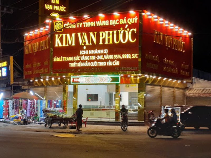 Thiết kế bảng hiệu tiệm vàng theo yêu cầu