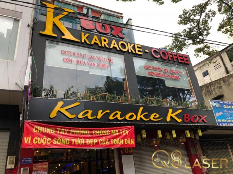 Bảng hiệu karaoke cao cấp, chống nắng mưa tốt
