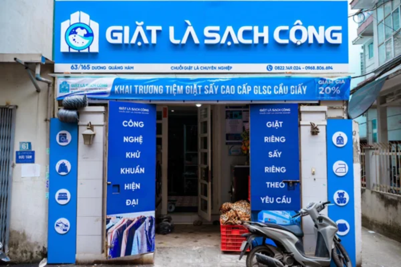 Biển hiệu chính tiệm giặt
