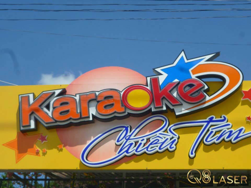 Tại sao bảng hiệu karaoke quan trọng