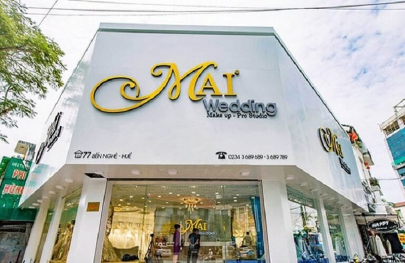 Bảng hiệu makeup bằng mica