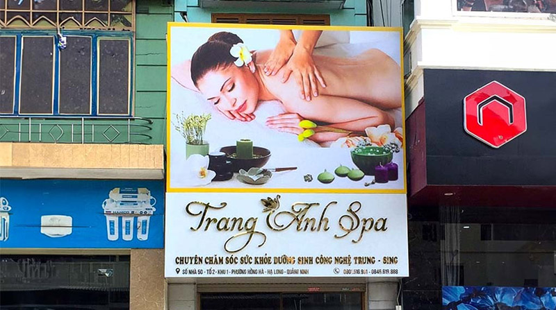 Bảng hiệu massage phong cách Á Đông truyền thống