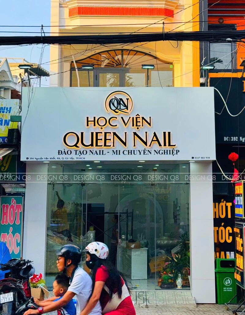bảng hiệu nail có Font chữ rõ ràng, dễ đọc