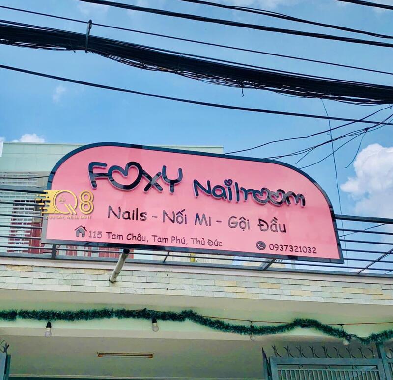 Bảng hiệu nail nhỏ có đủ nổi bật không?