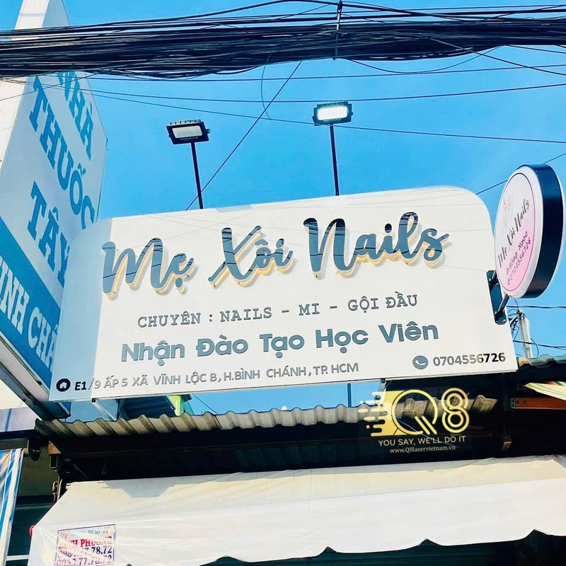 Bảng hiệu nail sang trọng – Inox, alu chữ nổi