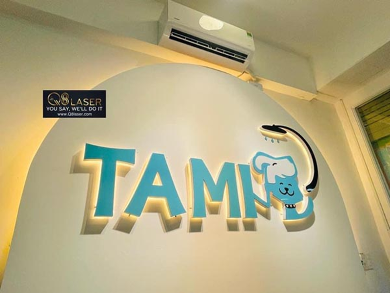 Bảng hiệu pet shop bằng đèn LED