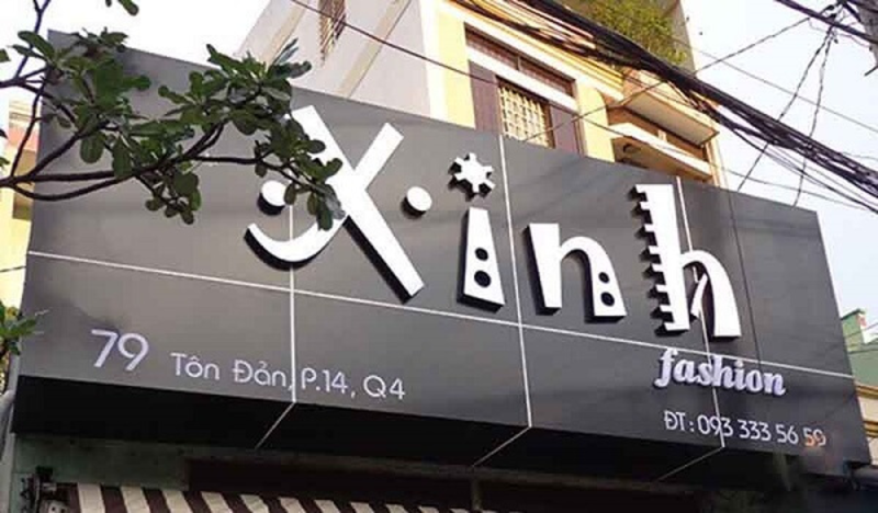 Bảng hiệu shop quần áo bằng alu