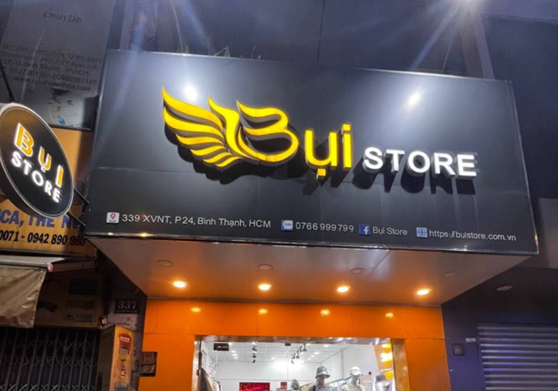 Bảng hiệu shop quần áo nữ