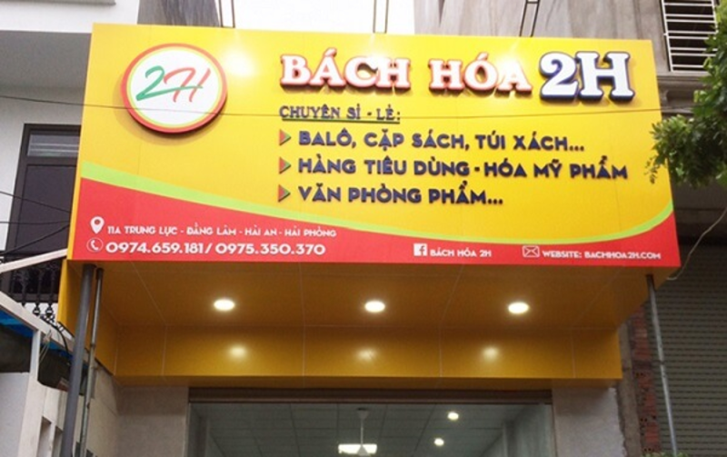 Bảng hiệu tạp hóa truyền thống