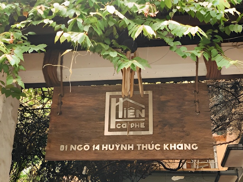 Biển hiệu cafe ngoài trời bằng đèn LED