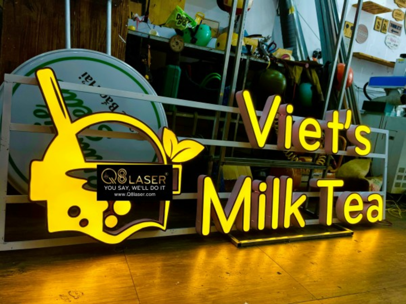 Biển quảng cáo mica chữ nổi đẹp