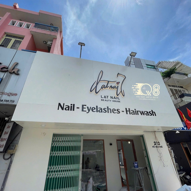 Gợi ý phối màu cho biển quảng cáo mica