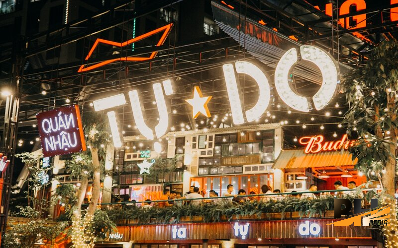 Mẫu bảng hiệu quán nhậu bằng bạt hiflex