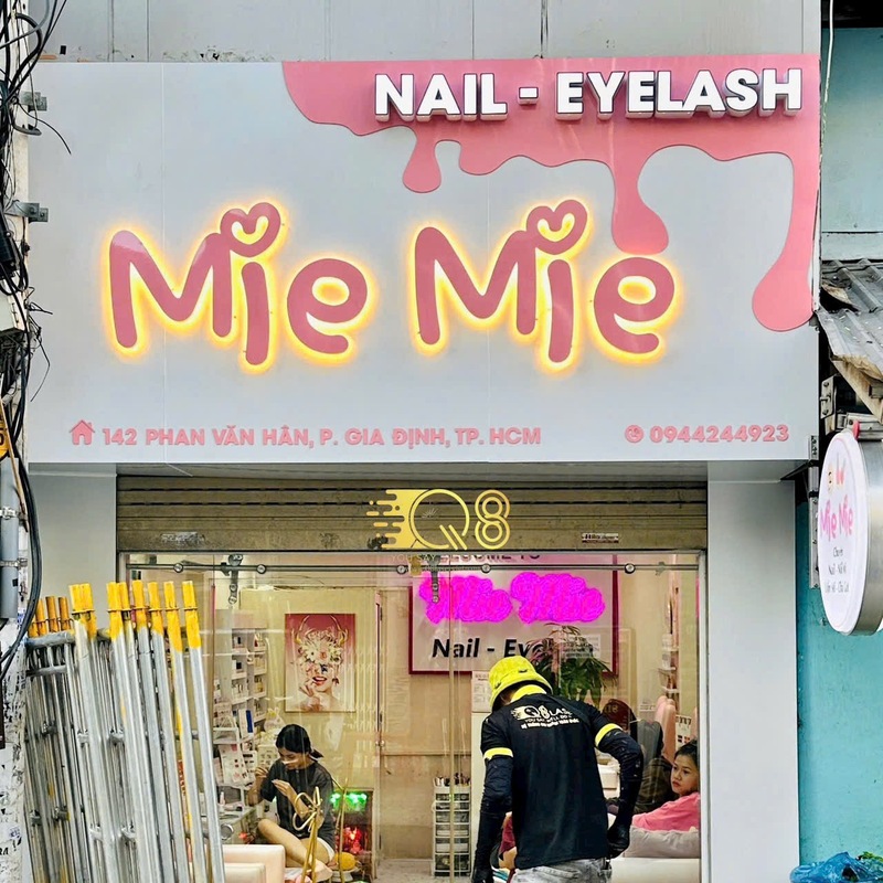 Màu sắc tươi sáng, hợp thời trang, hợp phong thủy