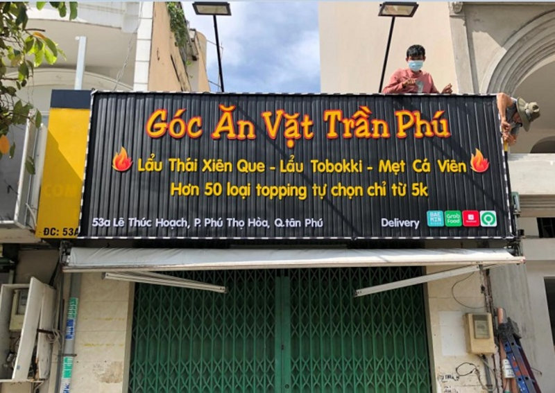 Tầm quan trọng của bảng hiệu tôn sóng trong quảng cáo