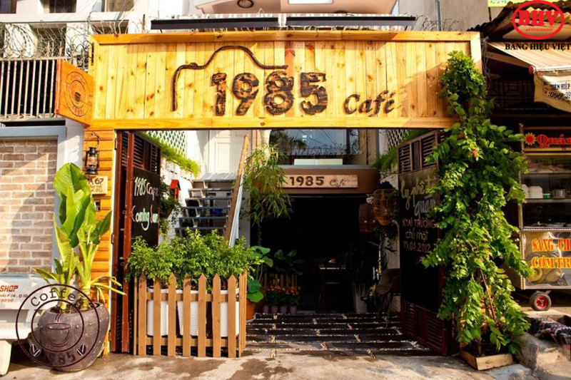 Tầm quan trọng của biển hiệu quán cafe