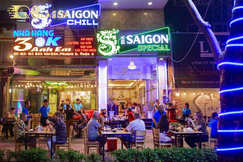 Bảng hiệu quán nhậu bình dân đẹp, hút khách từ xa.