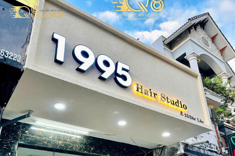 Bảng hiệu alu chữ nổi mica-bảng hiệu giá rẻ quận Bình Tân