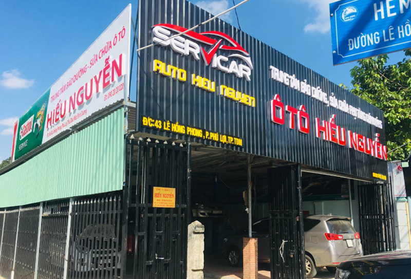 Bảng hiệu gara ô tô bằng mica