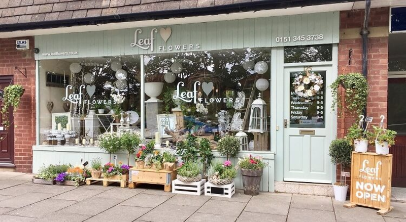 Bảng hiệu hoa tươi phong cách hiện đại