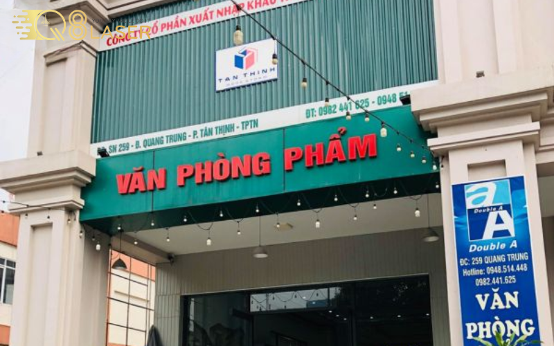 Bảng hiệu treo tường nhỏ gọn cho cửa hàng mini