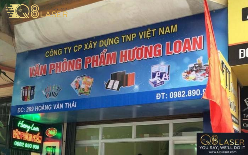 Bảng hiệu văn phòng phẩm bằng mica