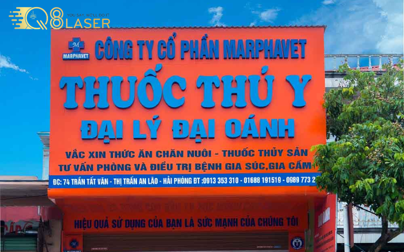 Bảng quảng cáo thuốc thú y bằng tôn, decal