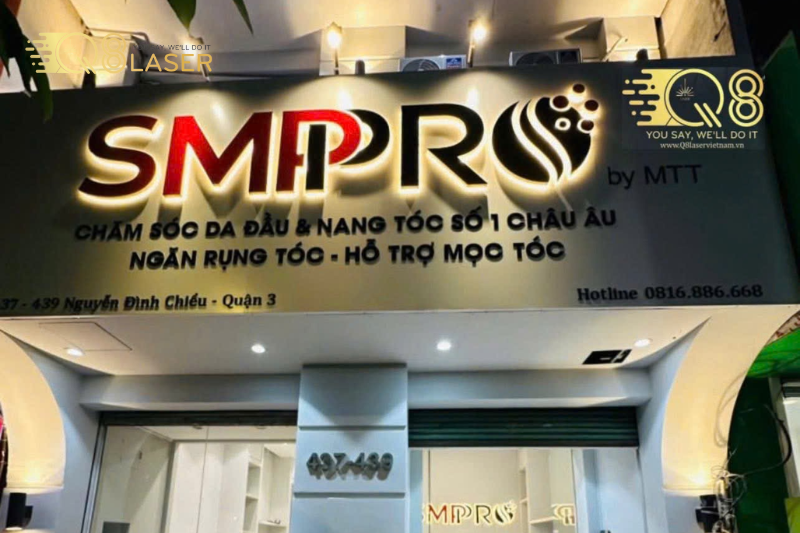 Biển alu quảng cáo đẹp, phù hợp mặt tiền cửa hàng.