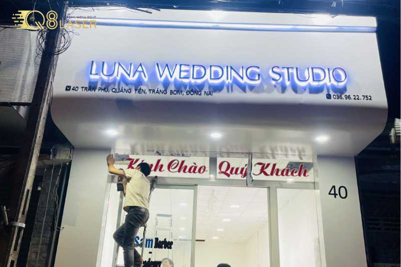 Biển hiệu quận Bình Tân chữ nổi mica sang trọng