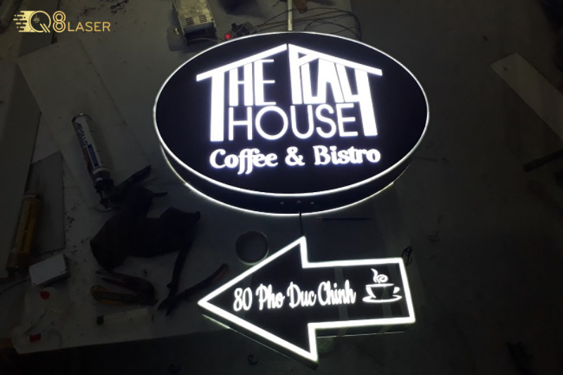 Biển vẫy đèn led quận Bình Tân phong cách tối giản mà nổi bật.