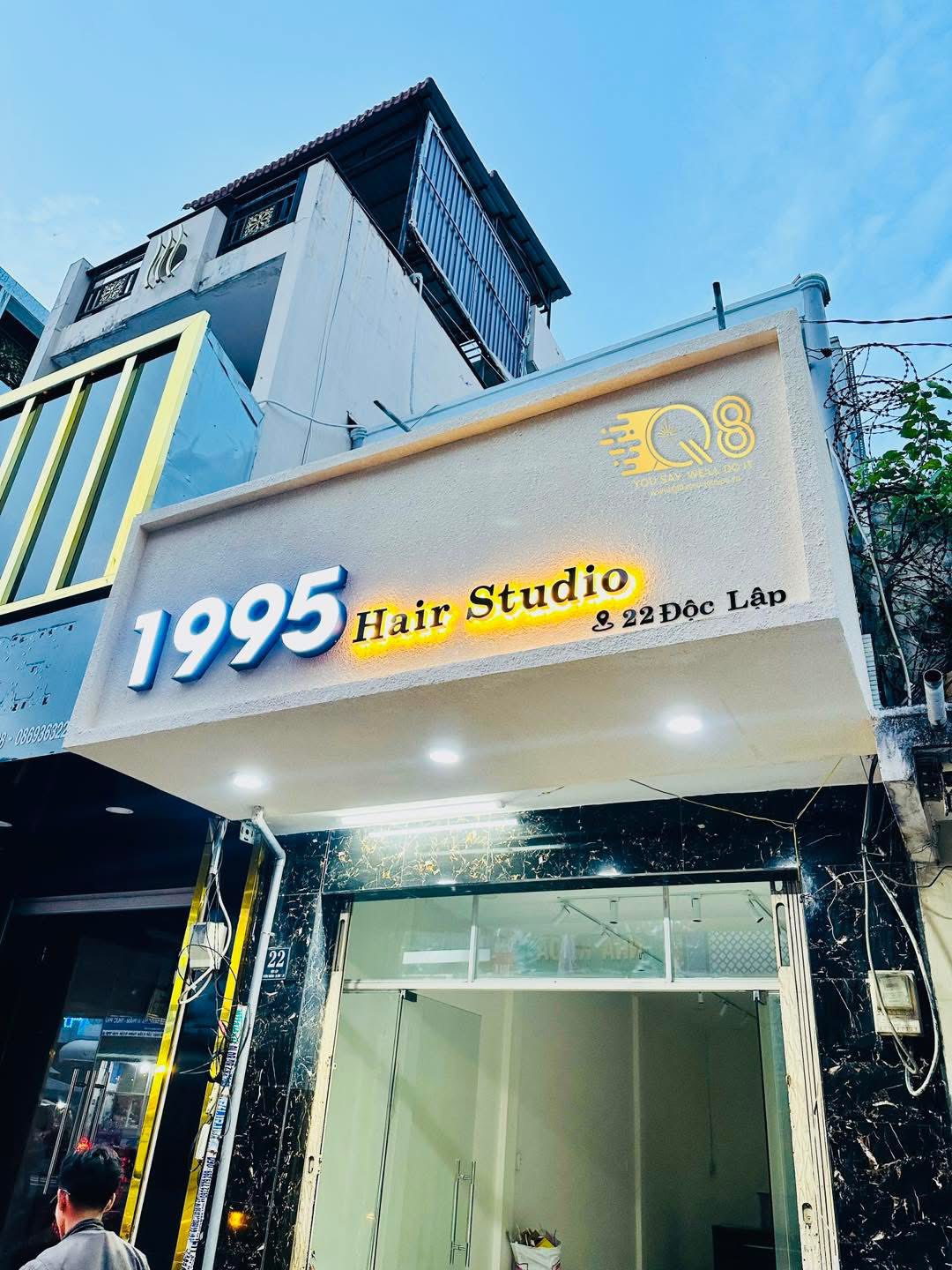 Chữ nổi mica đèn led bền đẹp, chống phai màu