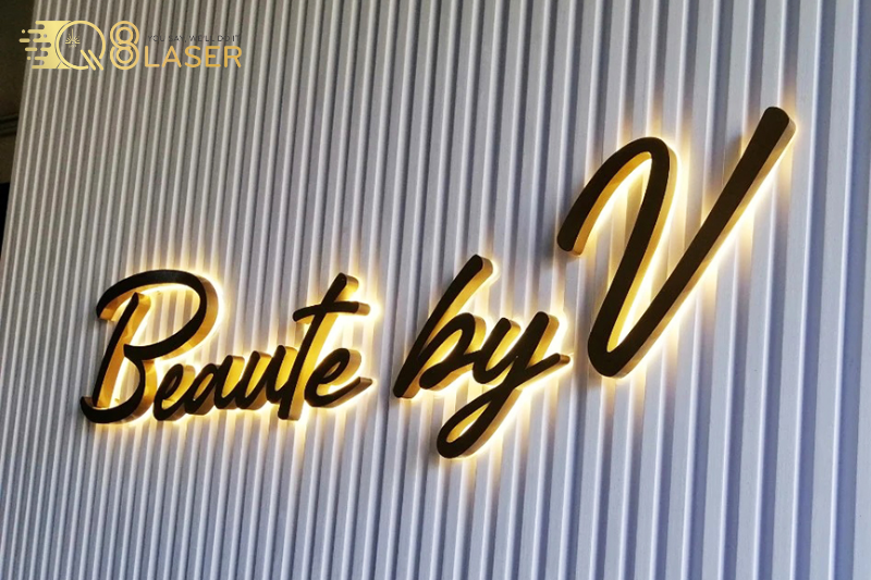 Chữ nổi mica kết hợp đèn LED