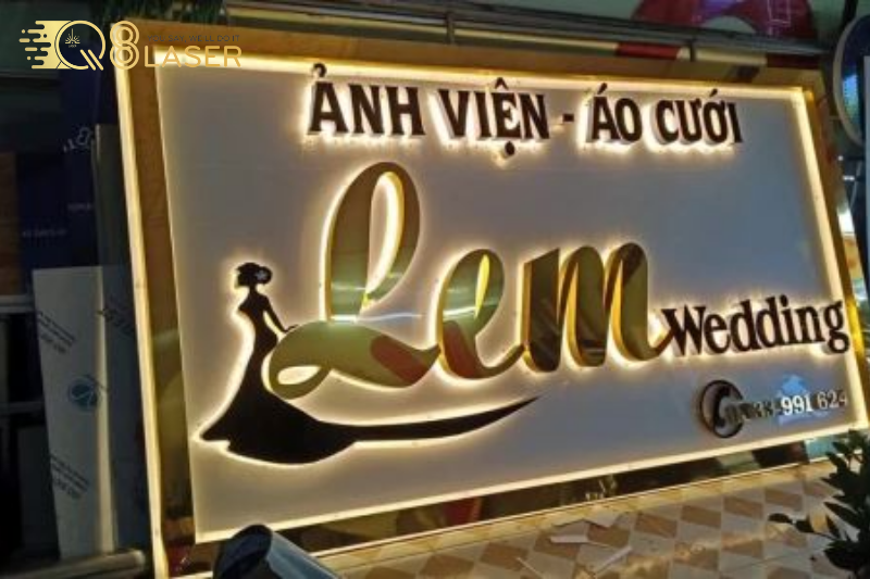 Chữ nổi mica quận Bình Tân phối màu trẻ trung, nổi bật mặt tiền