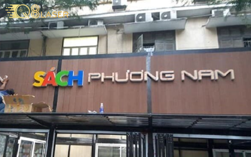 Gợi ý phối màu cho bảng hiệu văn phòng phẩm