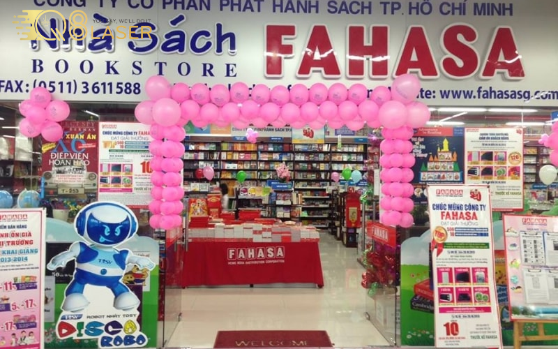 Lưu ý khi thiết kế và thi công bảng hiệu văn phòng phẩm