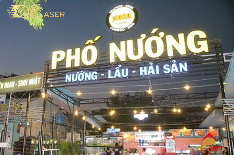 Mẫu bảng hiệu quán nhậu bình dân đơn giản mà nổi bật.