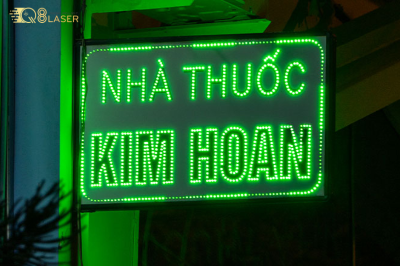 Tại sao nên chọn biển vẫy đèn LED cho cửa hàng?