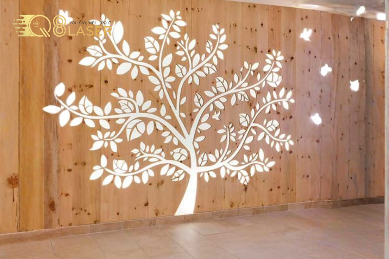 Vách CNC phòng khách sang trọng, họa tiết độc đáo