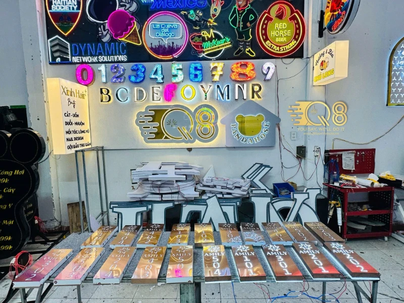 Bảng Hiệu AMILY – Thiết Kế & Thi Công Q8 Laser