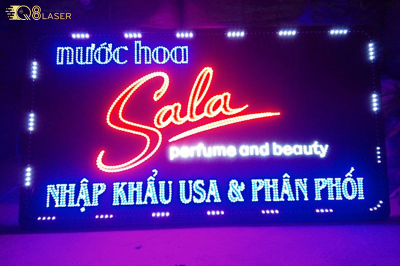 Bảng đèn led quảng cáo sáng mạnh, dễ nhìn từ xa