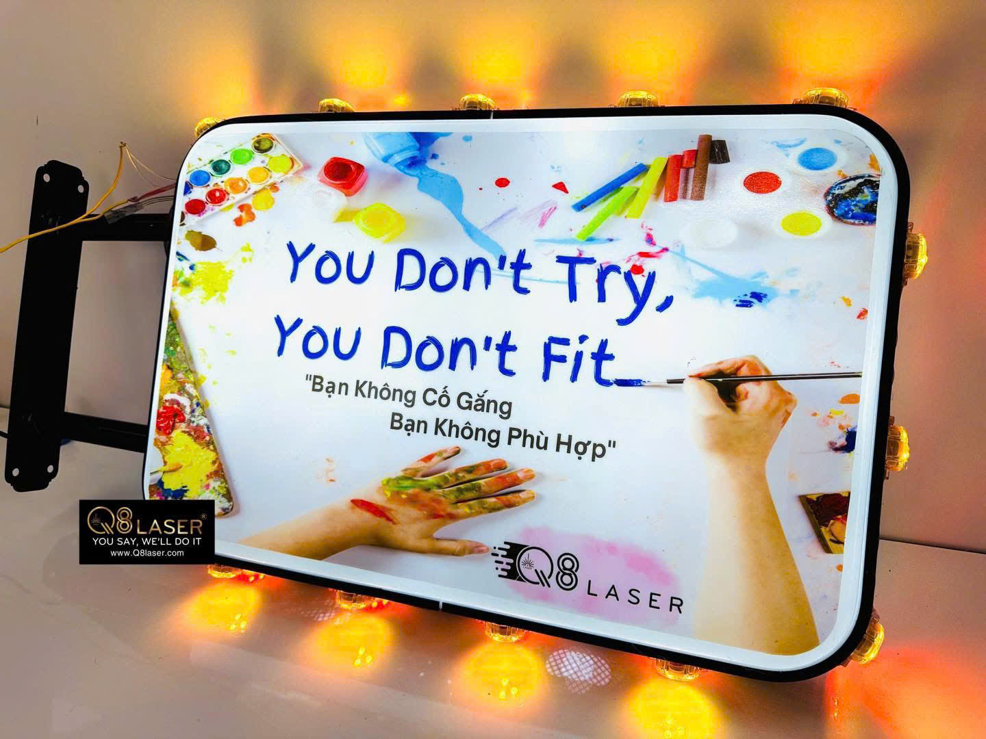 Bảng hiệu hộp đèn độc đáo