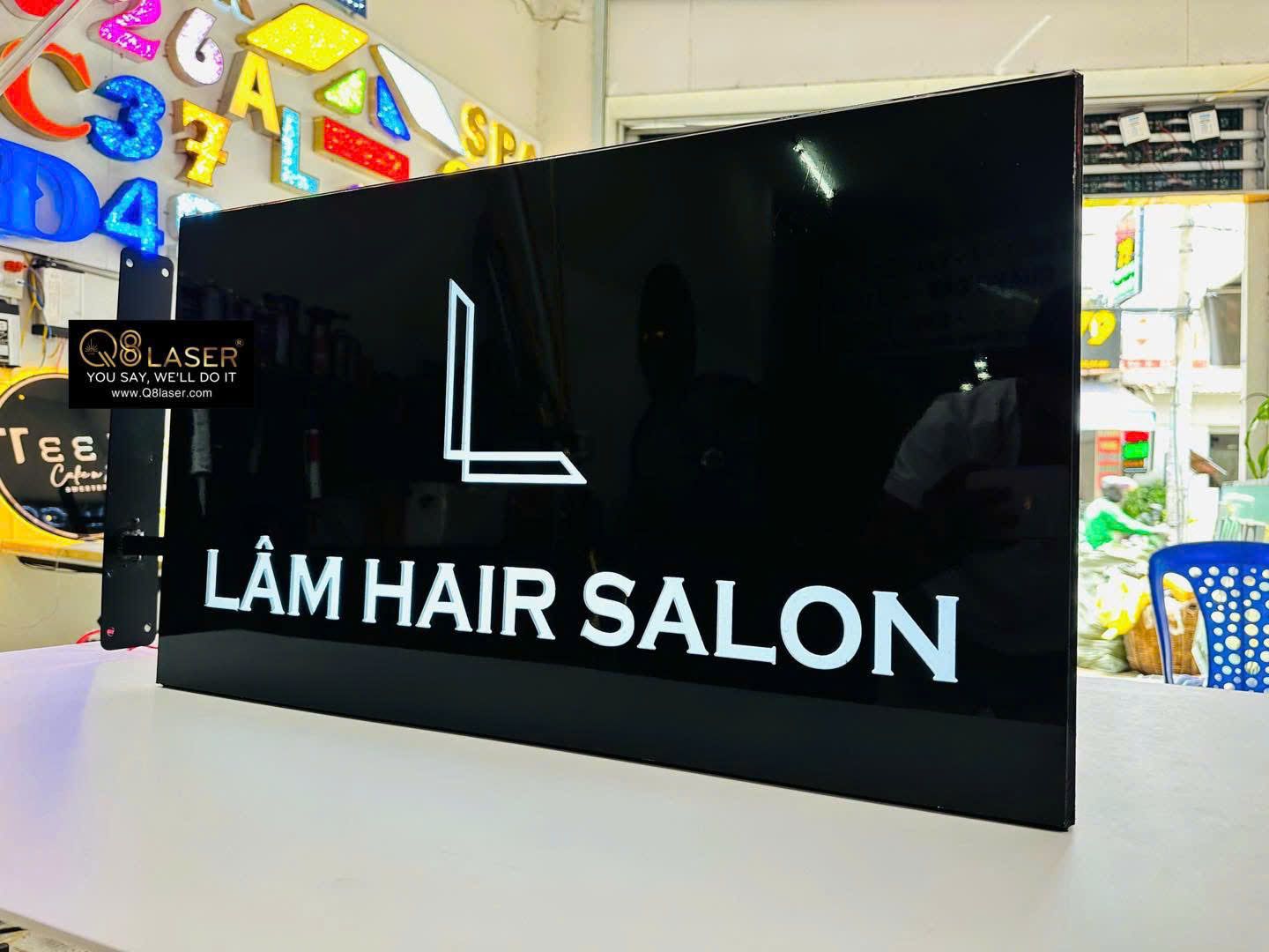 Bảng hiệu hộp đèn tóc